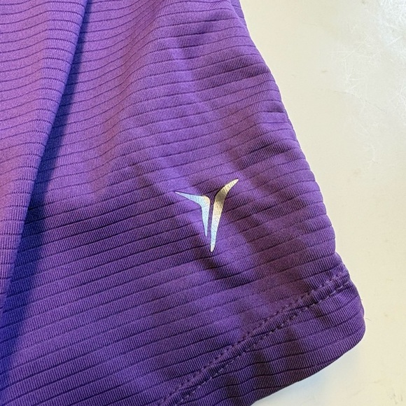 2 for 1 Old Navy Activewear tanks purple and teal women's size Small/Medium - Picture 3 of 11